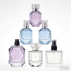 Perfumes y Colonias en Spray al Por Mayor de Alta Calidad, Duraderos, con Aroma Floral, Frutal y Amaderado, Eau de Toilette - Product Image 4