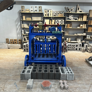 Máquina Portátil para Fabricar Bloques de Hormigón y Ladrillos Huecos, Adecuada para el Mercado Africano - Product Image 2