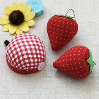 Coussin à épingles en forme de fraise, joli porte-aiguilles en tissu pour broderie au point de croix, couture et artisanat