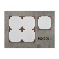 Carrelage en céramique marocaine antidérapant durable 30x30mm, motif floral pour sol et murs de douche intérieurs