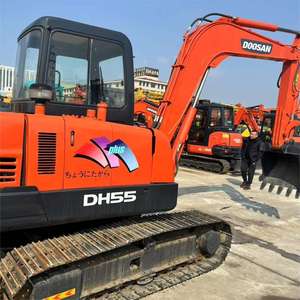Mini-excavatrice Doosan DH55 d'occasion, modèle 2020, 5 tonnes, avec moteur, boîte de vitesses, pompe, roulement, en vente - Product Image 3