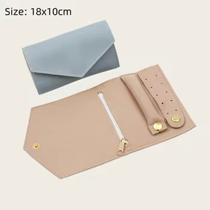 กระเป๋าเครื่องประดับหนัง PU แบบสั่งทำกระเป๋าใส่แหวนสร้อยคอเครื่องประดับขนาดเล็กกระเป๋าจัดเก็บเครื่องประดับม้วนบรรจุภัณฑ์สำหรับจัดระเบียบการเดินทาง - Product Image 5