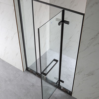 Cabine de douche moderne minimaliste avec paroi en verre, simple, à porte battante, panneau de douche en verre pour salle de bain