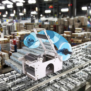 Machine d'étiquetage semi-automatique électrique SINOBIZ LT-50 pour bouteilles de vin, plate, de bureau, avec moteur central, pour métal, verre, papier, bois - Product Image 1