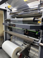 Laminadora Servo Industrial Automática 3 en 1 Sin Solventes |   Motor de Alta Velocidad con Alimentación por Cinta para VMPET/Lámina/Papel/Plástico/Película de Grado Alimenticio