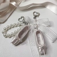 Porte-clés et pendentif de sac pour filles, style esthétique coréen, motif paire de ballerines roses avec nœud en perles, mignon, également sangle de téléphone
