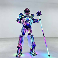 Guangzhou Enjoyment Meilleure vente : Costume de mascotte robot sur échasses à écran LED personnalisé, accessoire de scène pour bars, soirées DJ et célébrations annuelles
