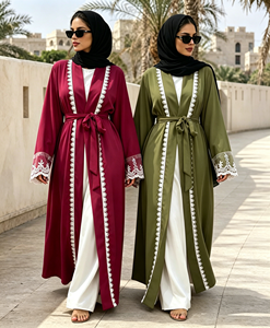 Abaya Abierta de Tela Nida Premium para Mujeres Musulmanas, con Ribete de Encaje Blanco y Diseño de Bolsillos, para Primavera/Verano (1405) - Product Image 1