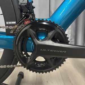 Bicicleta de Carreras Aerodinámica de Carbono con Frenos de Disco Hidráulicos Shimano 105/105 Di2/UT Di2, Directo de Fábrica Kozo, con Ruedas de Carbono - Product Image 4