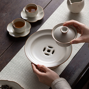 Bandeja de cerámica Ru Kiln beige con patas altas para ceremonia del té, aperitivos, frutas, bandeja de porcelana para servir. - Product Image 4