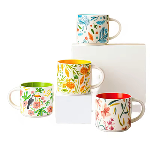 Taza de Cerámica Pintada a Mano de 450 ml con Diseño Artístico de <span class=keywords><strong>Cacatua</strong></span> Colorida y Hojas Tropicales para Café, Té y Decoración del Hogar - Product Image 1