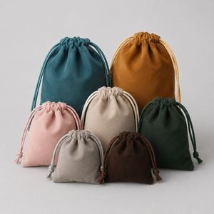 Bolsas de Terciopelo Personalizadas al por Mayor con Logotipo, Bolsas de Terciopelo con Cordón para Joyería, para Regalo - Product Image 1