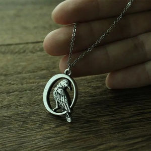 COLLAR <span class=keywords><strong>RAVEN</strong></span> NECKLACE con diseño de pájaro negro en la luna, cuervo, para niñas, mujeres, niños, hombres, colgante artístico, joyería hecha a mano. - Product Image 4