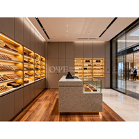 Vitrine de présentation pour humidificateur à cigares sur mesure avec tiroirs en bois de cèdre espagnol pour boutique de tabac