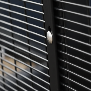 Clôture de sécurité en acier soudé anti-coupure durable 358 pour la protection des aéroports - Product Image 1