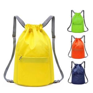 Mochila Deportiva Multifuncional Impermeable de Gran Capacidad con Cordón Ajustable, Forro de Poliéster y Logotipo Personalizado - Product Image 1