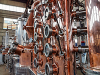 Distillateur en cuivre de 100L 200L 300L 400L 500L D Distillateur d'alcool d'équipement Y Micro Distilling E