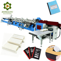 Machine automatique de reliure de dos de livres scolaires, carnets de notes et cahiers, avec fonction de collage de la colonne vertébrale par ruban adhésif