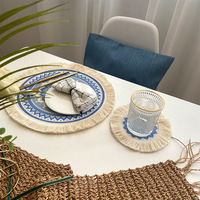 Napperon de table en papier tressé style bohème avec pompons pour la décoration de la maison, idéal pour les cafés et comme dessous de bol