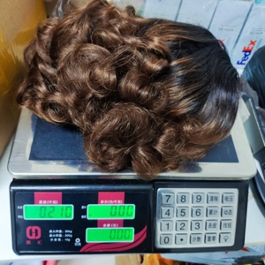 Promotion : Perruques Lace Closure 4x4 Ondulées Colorées, Cheveux Humains 100% Naturels de Bonne Qualité 9A et 10A, Vente en Gros - Product Image 6
