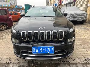 Jeep Cherokee SUV 2017, <span class=keywords><strong>2018</strong></span>, 2019 Usado con Personalización Interior y Transmisión Automática - Product Image 2