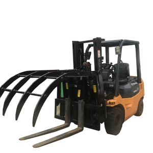 Montacargas Usado Japonés de 1.5 Toneladas, 62-FD15 Mini, 3 Mástiles, Diésel, 1 Año de Garantía, Operación con Asiento, Venta al por Menor, Buena Calidad - Product Image 1