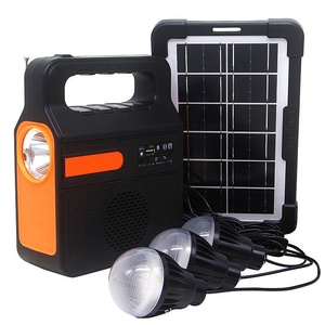Kit de Lámpara de Emergencia Solar para el Hogar con Radio FM y MP3, Bombillas LED Brillantes, Cargador de Teléfono Móvil y Puertos USB - Product Image 1