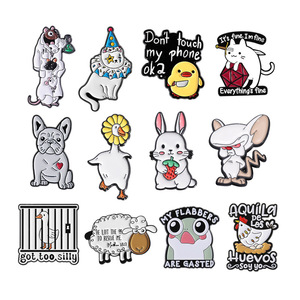 Broche de Aleación de Zinc con Diseño de Animal de Dibujos Animados, Esmaltado, <span class=keywords><strong>Serie</strong></span> Animal, Pin Metálico para Accesorios de Sombrero - Product Image 1