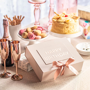 Set <span class=keywords><strong>Regalo</strong></span> da Bagno con Fragranza a Lunga Durata | Kit per la cura di sé a casa con lozione per il corpo | Cesto <span class=keywords><strong>Regalo</strong></span> per Compleanno, Festa della Mamma, Natale per Lei - Product Image 4