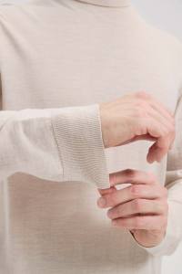 Suéter de <span class=keywords><strong>Cuello</strong></span> <span class=keywords><strong>Alto</strong></span> Personalizado MT49 con Logotipo Frontal OEM ODM para <span class=keywords><strong>Hombre</strong></span>, Suéter de Lana de <span class=keywords><strong>Cuello</strong></span> <span class=keywords><strong>Alto</strong></span>, <span class=keywords><strong>Jersey</strong></span> de Invierno Transpirable - Product Image 4