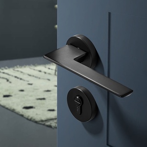 Manija de barra de puerta de madera de aluminio moderno con cerradura GQK nuevo producto multifunción para el hogar dormitorio cocina armarios de armario de Hotel - Product Image 2