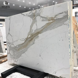 Plaques carrées Calcutta en marbre or, prévente, marbrés - Product Image 3