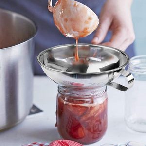 2 PCS Silicone Funil Aço Inoxidável Dispensação Líquida Cozinhar Funis com Filtro Suco Enchimento Funis - Product Image 6