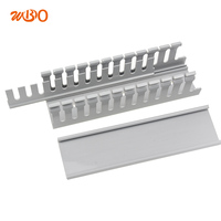 Support de gestion de câbles en PVC avec boîtier électrique extérieur KSS à faible teneur en fumée Goulotte de câbles à fente en plastique