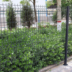 Panneau de clôture extérieur en treillis soudé incurvé 3D en acier au carbone, hauteur 6 pieds, revêtement poudré, avec poteau couleur pêche - Product Image 1