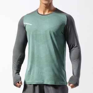 Maglietta Sportiva da Uomo Personalizzata a Maniche Lunghe con Colori a Contrasto Riflettenti ad Asciugatura Rapida per Corsa, <span class=keywords><strong>Palestra</strong></span>, Allenamento e Yoga - Product Image 3