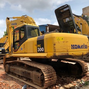 เครื่องขุดดินไฮดรอลิก Komatsu รถขุด PC300-7มือสอง - Product Image 3