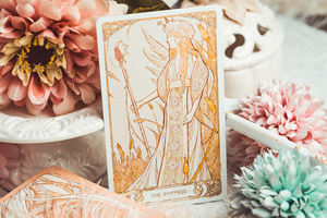 ไพ่ทาโรต์มอราเวีย ศิลปะมูชา สไตล์ไบแซนไทน์ ขอบเคลือบทองโฮโลแกรม - Product Image 3