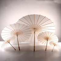 Parapluie chinois moderne en papier huilé peint à la main, vierge pour personnalisation photo, idéal pour le voyage et la vente en gros pour demoiselles d'honneur