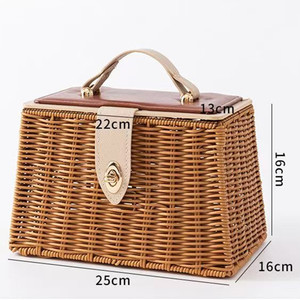 Cestini da Picnic Decorativi in Vimini Marrone con Manici in Metallo, Forma Rettangolare, Cesto Portatile per Conservazione - Product Image 3