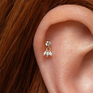 Nouvelles Boucles d'Oreilles Clous Fleur Bling Zirconium en Argent Sterling Plaqué Rhodium pour Femme, Idéales pour Mariage, Fête, Cadeau, Bijoux Cartilage - Product Image 6