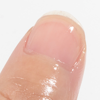 Sérum Traitant pour les Ongles Kératine/Vitamine C Huile pour Cuticules Marque Privée/OEM Renforce les Ongles Réparation Manucure Soin Essentiel Personnalisé
