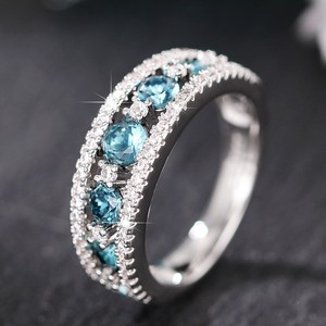 Anello Traforato Blu Reale per Donne, Elegante Accessorio di Moda per Feste - Product Image 2