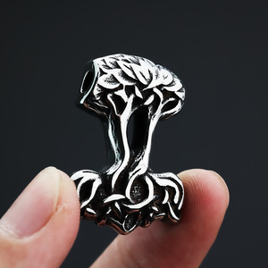 จี้ต้นไม้แห่งชีวิตสไตล์ไวกิ้ง ทำจากสแตนเลสสตีล ดีไซน์ไม่สมมาตร เหมาะสำหรับผู้ชาย สวมใส่ได้ทุกวัน แมทช์กับเสื้อผ้าได้ - Product Image 1