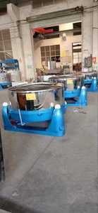 Drie Poten <span class=keywords><strong>Centrifuge</strong></span> Voor De Bevestigingsindustrie-Droge Schroeven, Moeren, Ringen Op Hoge Snelheid - Product Image 3