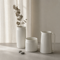 Ensemble de vases en céramique nervurée blanc mat ARM LVG Nordic, style moderne Wabi-sabi, pot à fleurs cannelé, carafe décorative pour la décoration de la maison, du bureau ou de la table