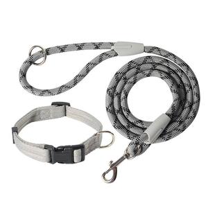 Correa de Perro de Diseño Personalizada 2026, de Nylon de Lujo, Ecológica, Resistente y Reflectante, con Cintas y Linterna, Cuerda Redonda para Diferentes Perros - Product Image 3