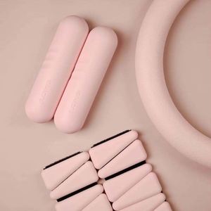 Haltères ergonomiques portables en silicone 1,0 kg, haltères antidérapants pour la maison, la salle de sport, le fitness, le yoga, le pilates, unisexe, utilisation sur tout le corps - Product Image 2