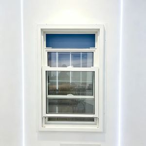 หน้าต่าง UPVC 82 แบบเปิดเอียงและหมุนได้ ทนทาน ดีไซน์กันแดดและกันฝน เหมาะสำหรับระเบียงและงานติดตั้งหน้าต่างอื่นๆ - Product Image 3