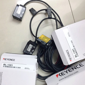 Lector de Códigos de Barras Digital Keyence BL-1301, Sensor Láser Negro, Escáner Industrial - Product Image 2